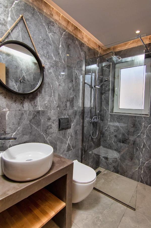 Luxury Apartment In The Center Rhodes City Εξωτερικό φωτογραφία