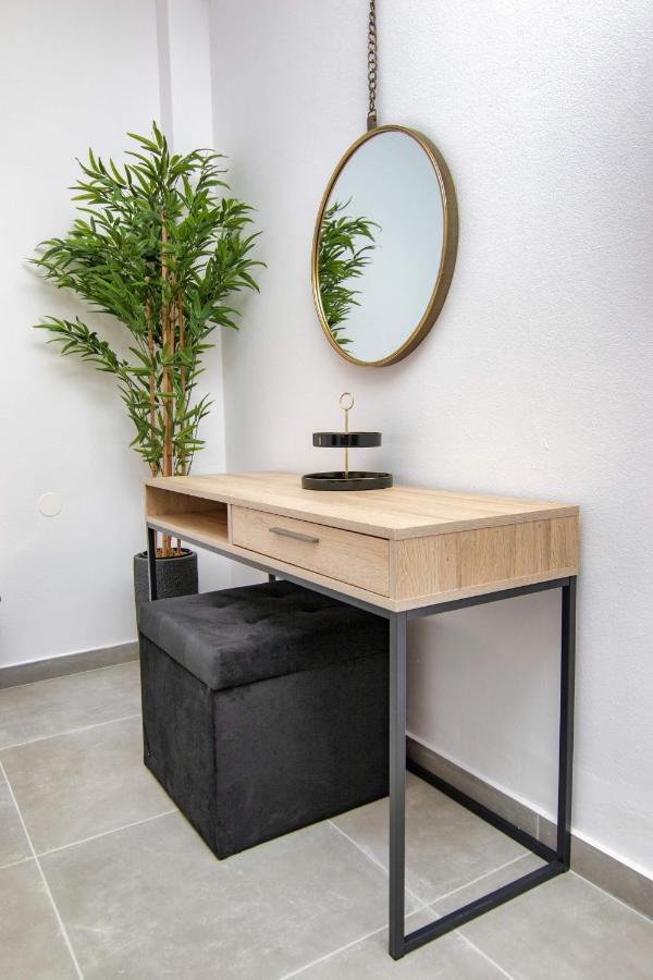 Luxury Apartment In The Center Rhodes City Εξωτερικό φωτογραφία